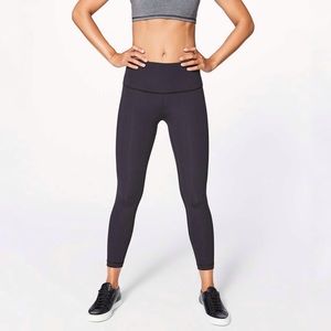Lululemon Wunder Under Hi-Rise 7/8 Tight Full-On Luxtreme 25” in Black